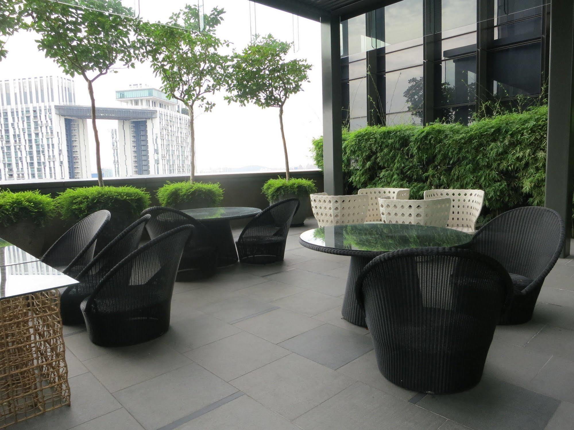 Carlton City Hotel Singapur Exterior foto